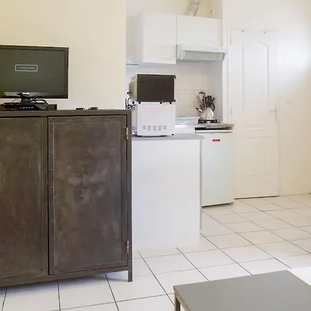 Apartamento Studio Rdc Avec Terrasse Ensoleillee La Rochelle (Charente-Maritime)