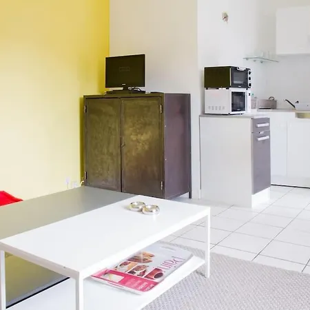 Studio Rdc Avec Terrasse Ensoleillee La Rochelle (Charente-Maritime)